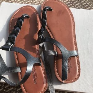 Sandals American Eagle